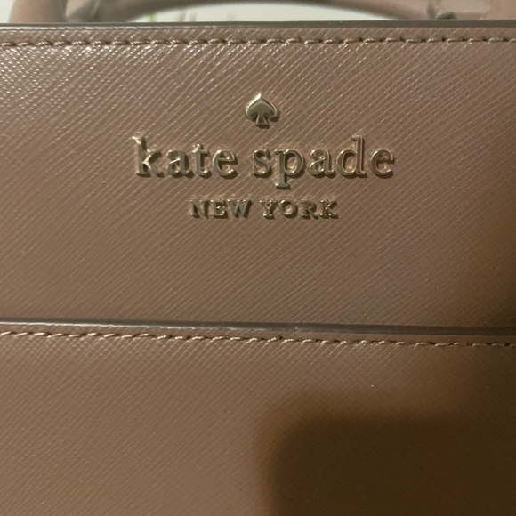 NEW MINT CONDITION KATE SPADE PURSE - Picture 4 of 4